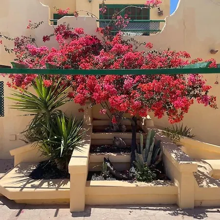 Fuertevilla アパート