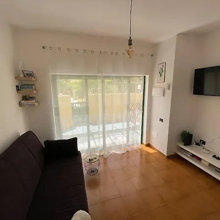 Fuertevilla アパート *