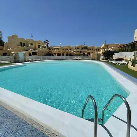 Fuertevilla アパート